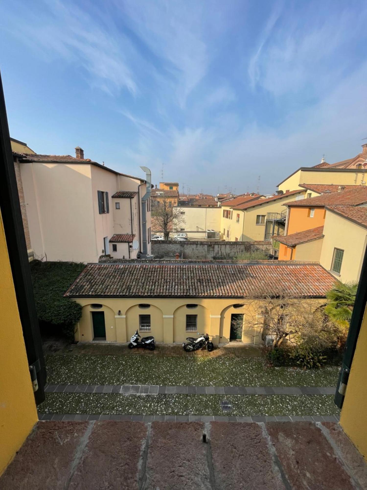 Il Mini Apartment Imola Bagian luar foto