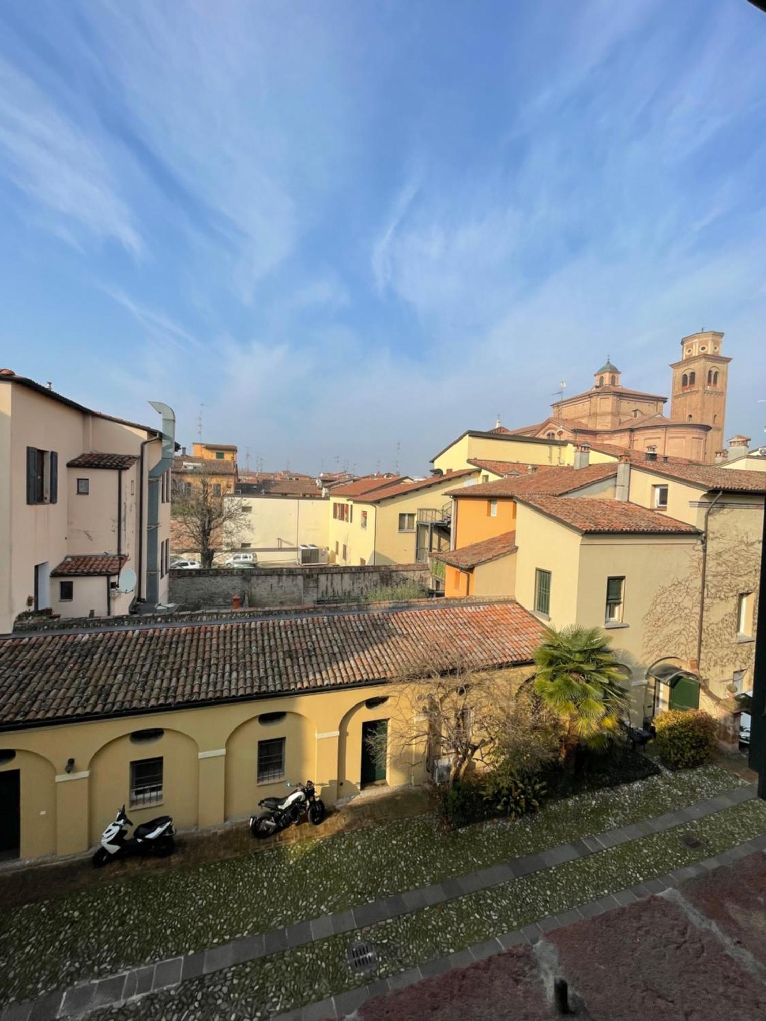 Il Mini Apartment Imola Bagian luar foto